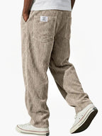 Herren Cordhose gerade geschnitten bequem und locker
