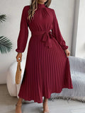 Damen Midikleid mit Plisseerock und Bindegürtel