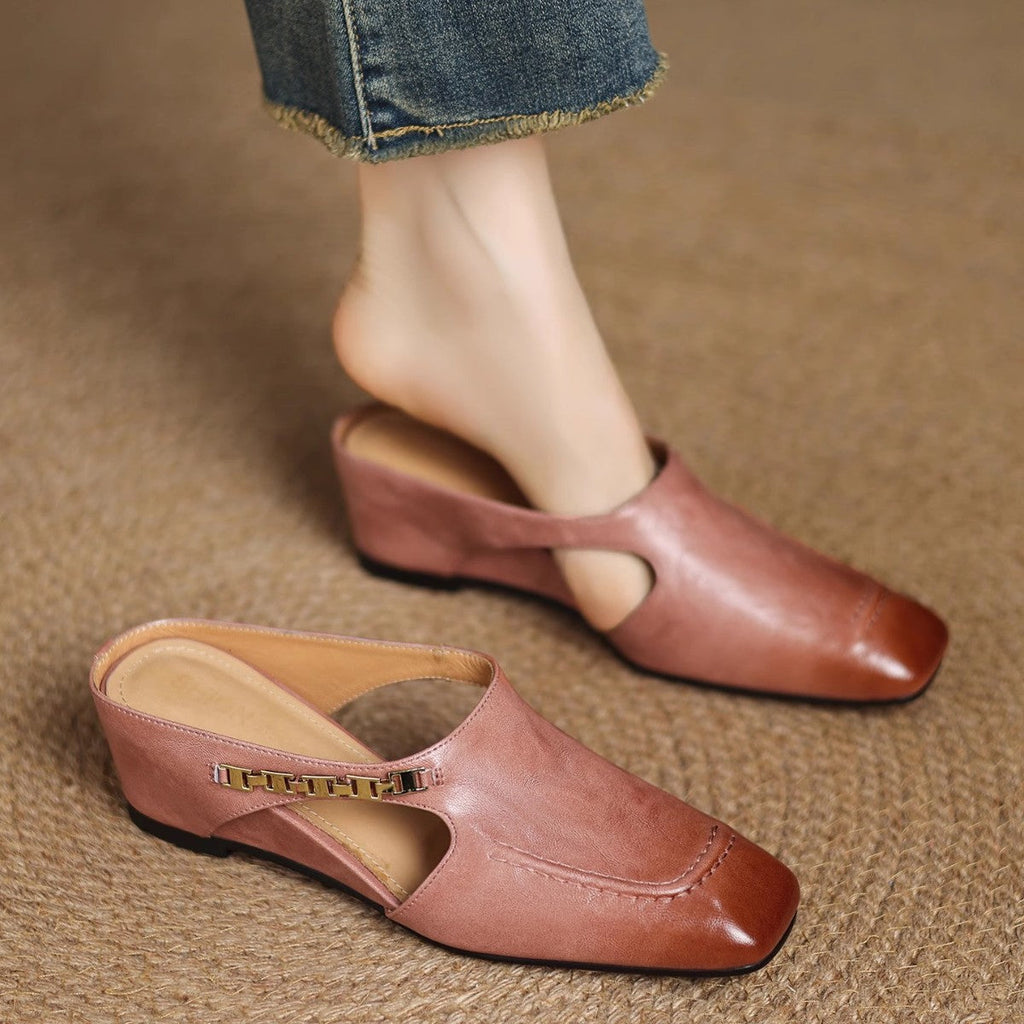 Damen Mules aus Leder mit Zierkette