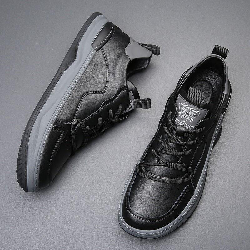 Herren Sneaker mit dicker Sohle und Schnürung