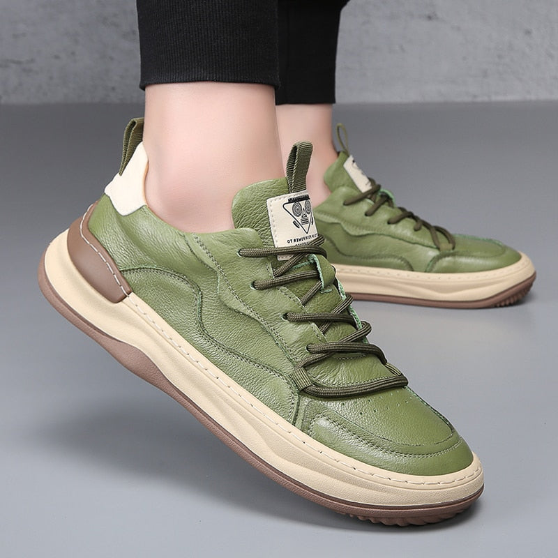 Herren Sneaker mit dicker Sohle und Schnürung