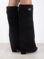Damen kniehohe Stiefel mit Goldschnalle