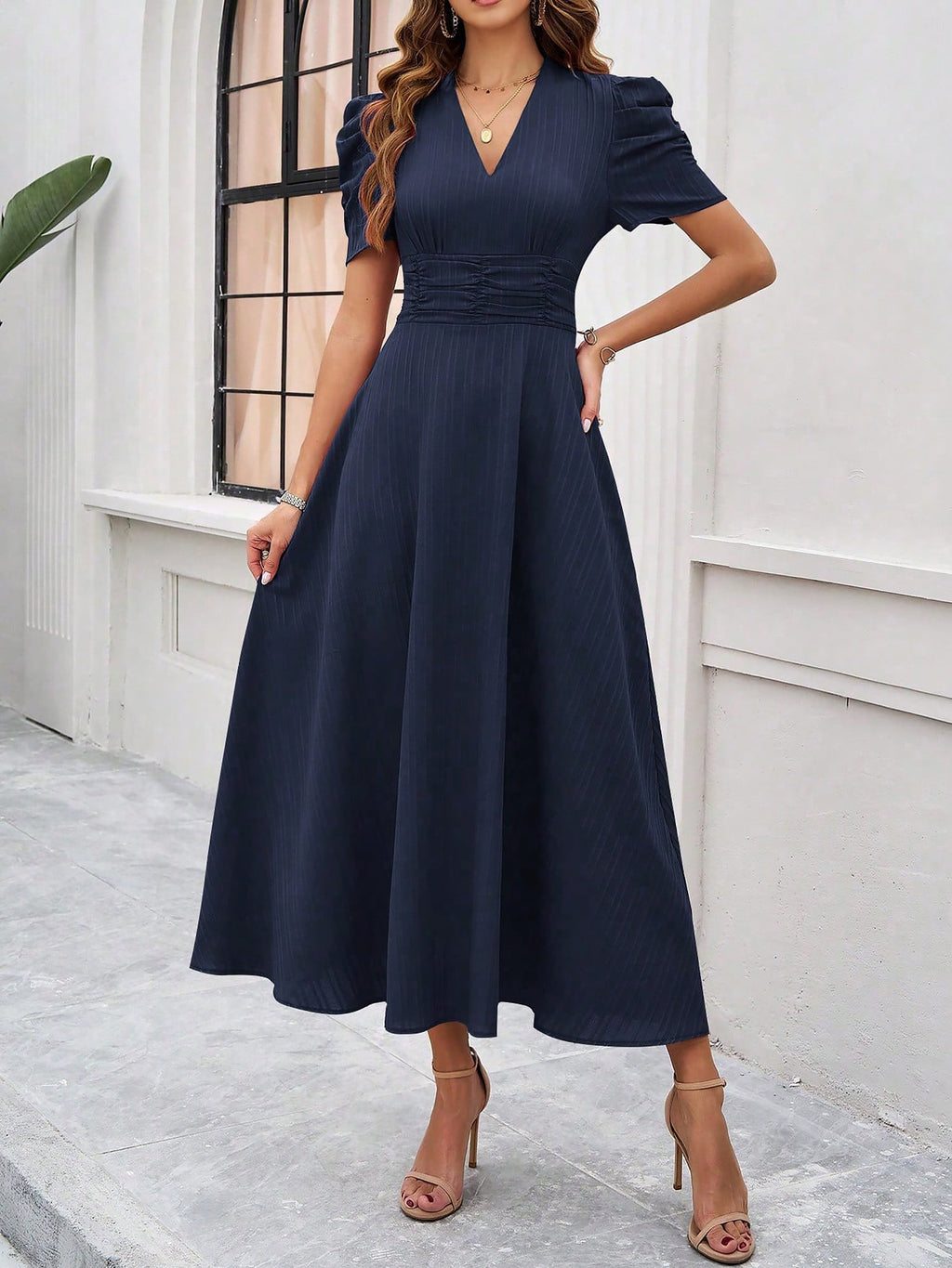 Strukturierte Puff Kurzarm Raffungen Midikleid A Linie Tailliert Casual Chic