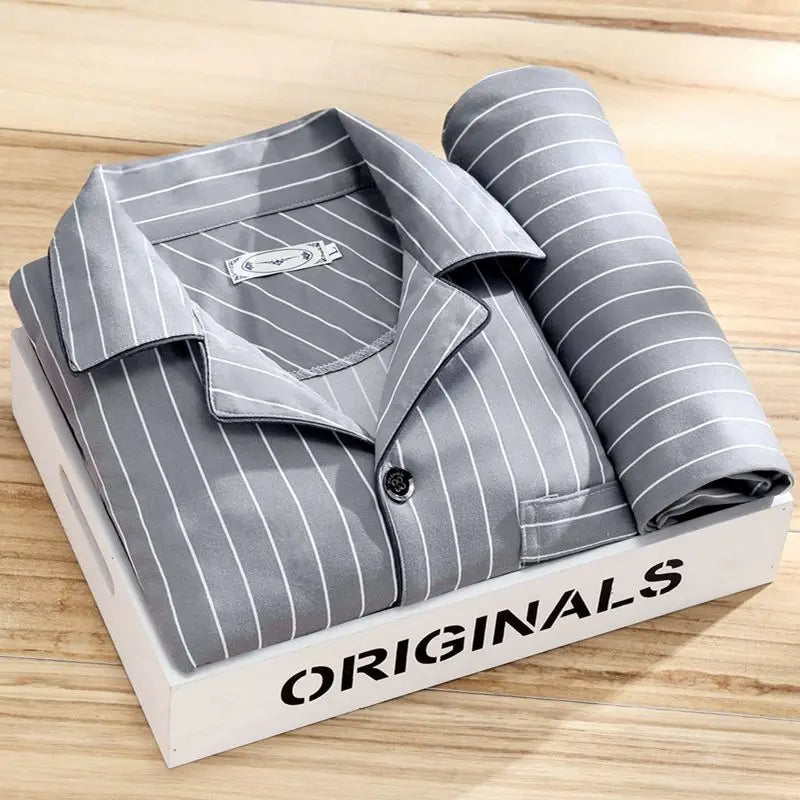 Herren Pyjama Set mit Hemd und Knopfleiste